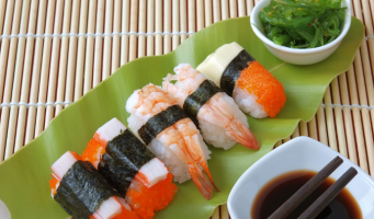 Купон на скидку 60% на заказ в службе доставки японской кухни Kudasai! Суши, а не сушки!